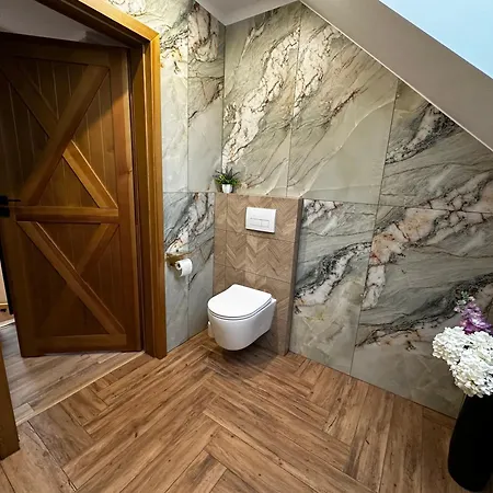 Dom Między Jeziorami Na Kaszubach, 10 Osób, Jacuzzi, Ognisko, Kominek Grabowko