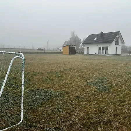 Między Jeziorami Dom wakacyjny *