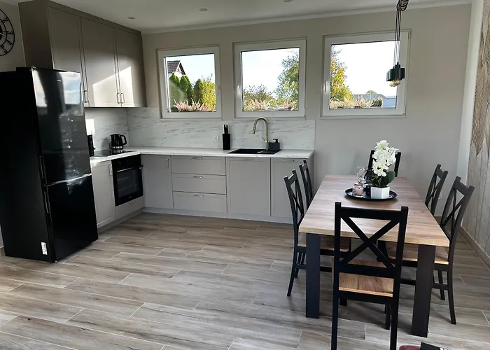 Dom Między Jeziorami Na Kaszubach, 10 Osób, Jacuzzi, Ognisko, Kominek Grabowko