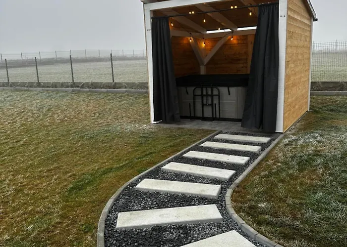 Сasa de vacaciones Dom Między Jeziorami Na Kaszubach, 10 Osób, Jacuzzi, Ognisko, Kominek